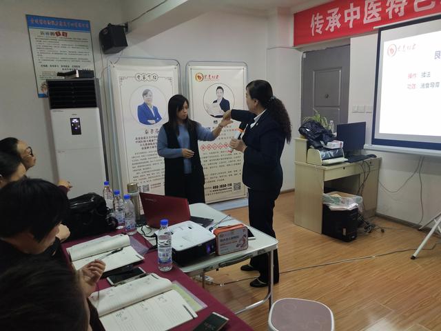 众道妙方第124、125、126届儿推班及127届产后于10月12日同步结业