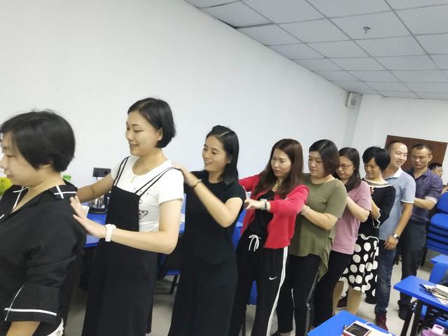 第130届众道妙方小儿推拿高级技能研修班结业广东潮汕