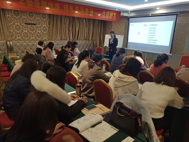 众道妙方第189届产后班及190届儿推班同步结业