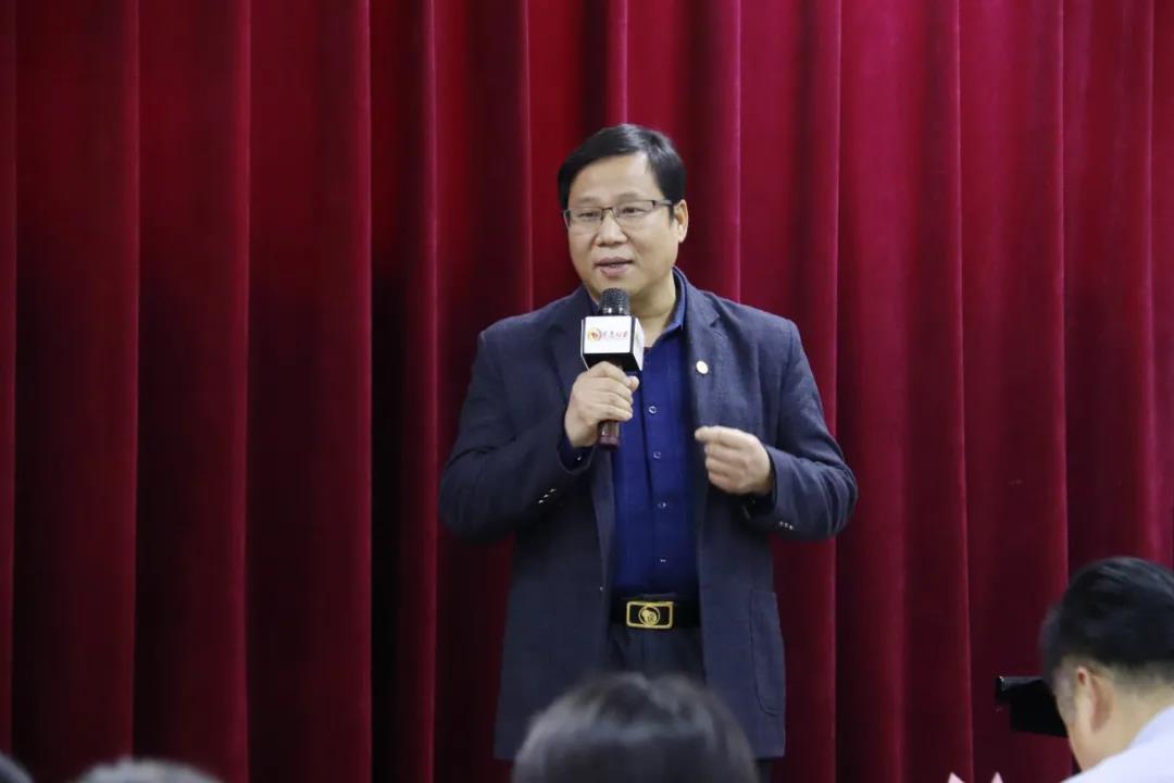 古之滕集团2021年度总结大会暨表彰会隆重召开！(图3)