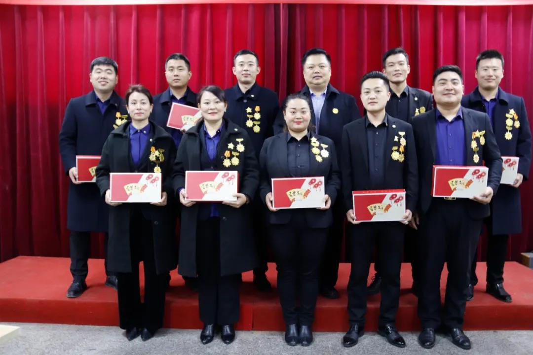 古之滕集团2021年度总结大会暨表彰会隆重召开！(图14)